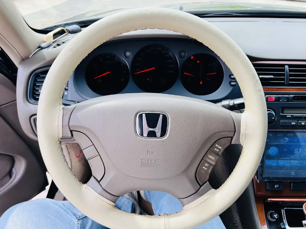 2004 Honda Legend 3.5L 200HP V6 4AT,autocango,china used car exporter,china ev exporter,chinese used car exporter,chinese used ev exporter