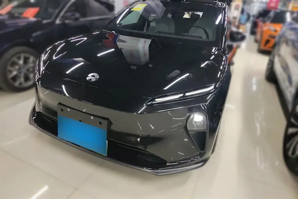 2024 NIO ET5T BEV 75KWH