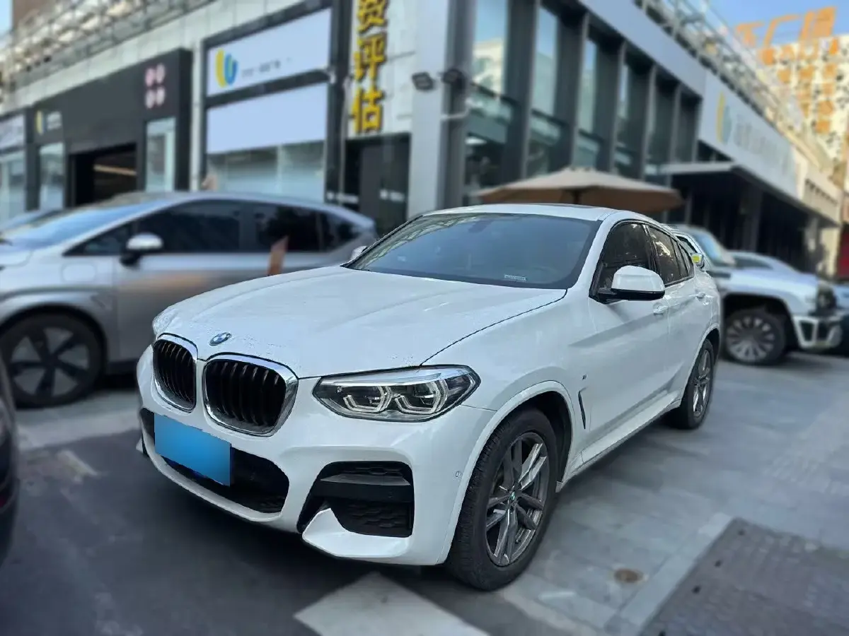 2019 BMW X4 2.0T 184HP L4 8AT