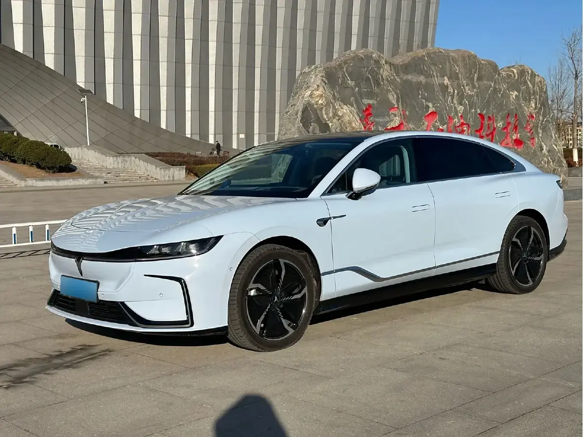2023 Voyah ZhuiGuang BEV 82.11KWH
