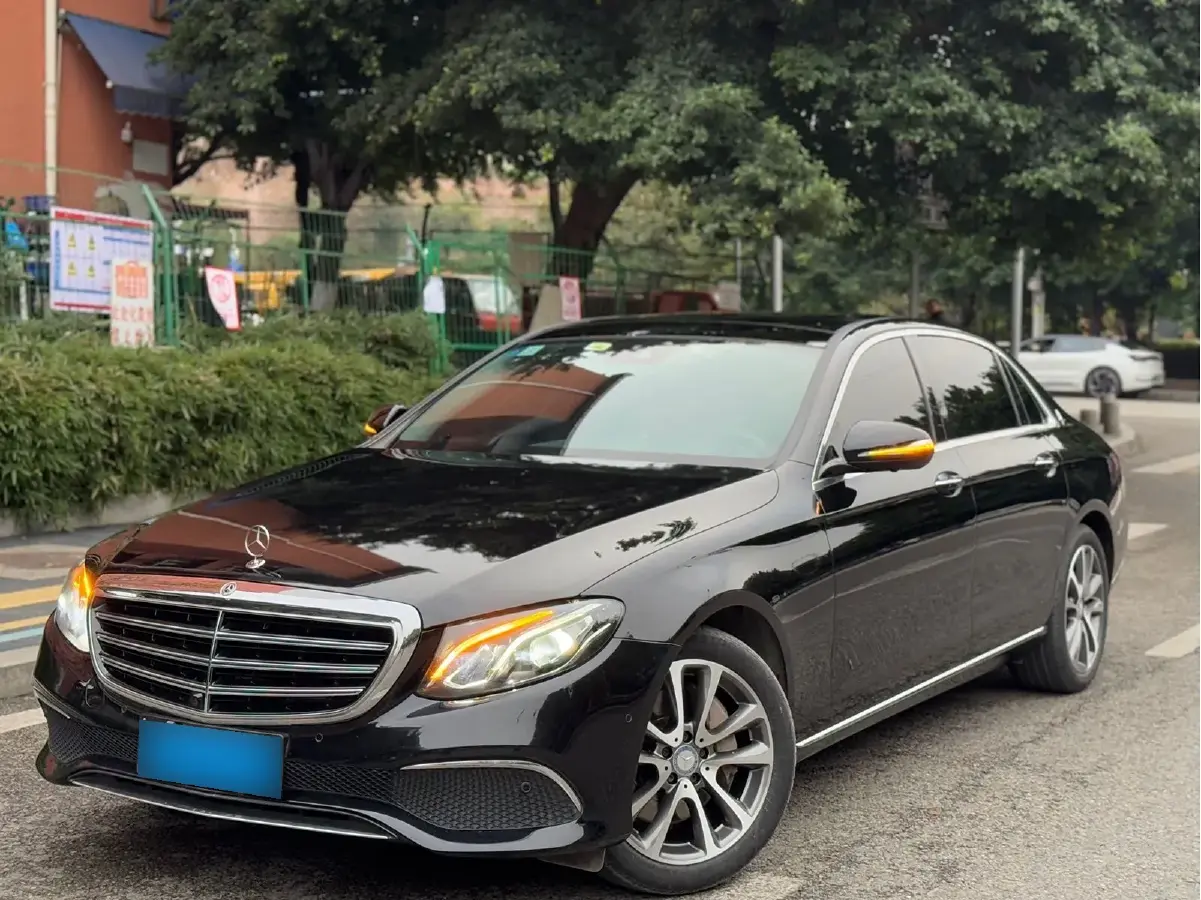 2017 Mercedes-Benz E Class 2.0T 245HP L4 9AT