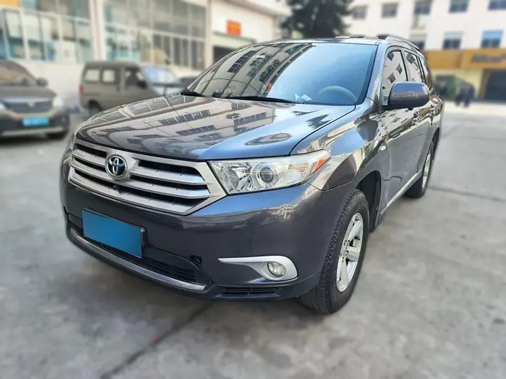 2013 Toyota Highlander 2.7L 188HP L4 6AT
