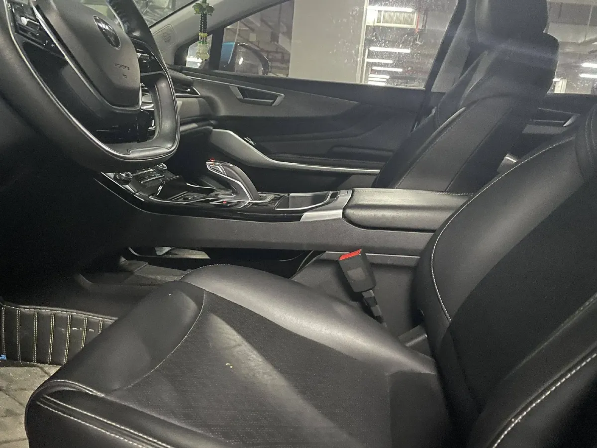 2022 JMEV Yi BEV 60KWH,autocango,china used car exporter,china ev exporter,chinese used car exporter,chinese used ev exporter