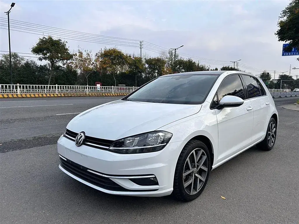 2018 Volkswagen Golf 1.4T 150HP L4 7DCT