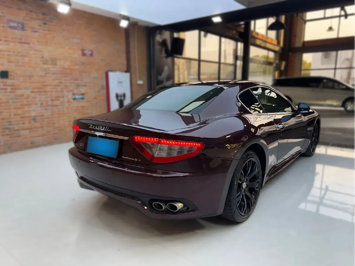2009 Maserati GranTurismo 4.7L 439HP V8 6AT,autocango,china used car exporter,china ev exporter,chinese used car exporter,chinese used ev exporter