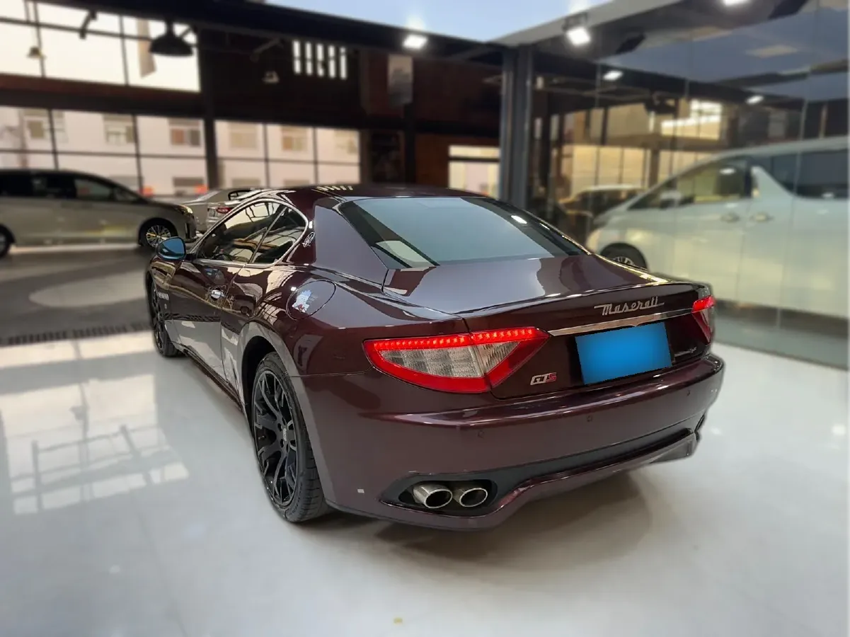 2009 Maserati GranTurismo 4.7L 439HP V8 6AT,autocango,china used car exporter,china ev exporter,chinese used car exporter,chinese used ev exporter