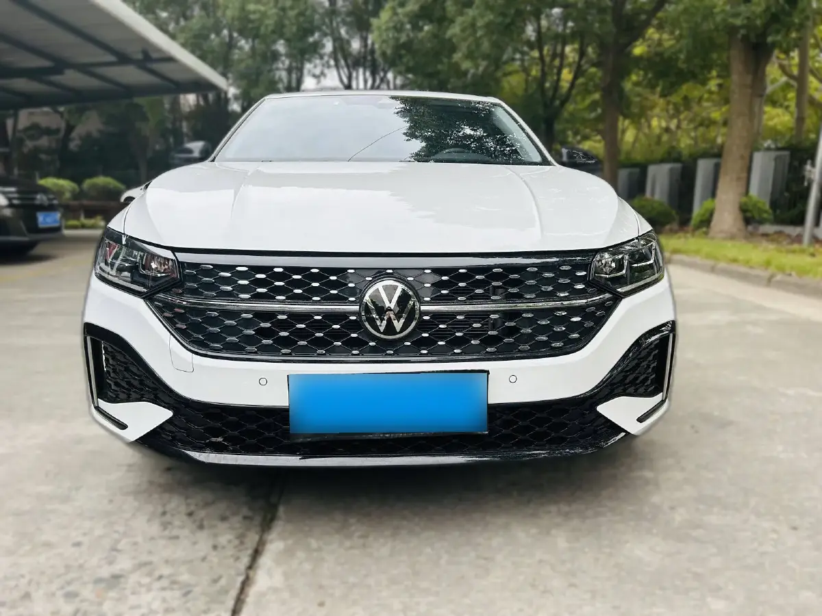 2023 Volkswagen Lavida 1.5L 113HP L4 6AT