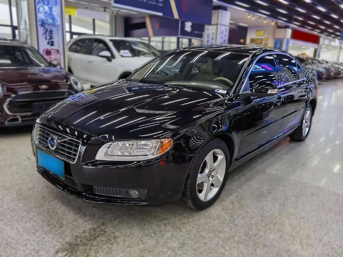 2011 Volvo S80L 2.0T 203HP L4 6DCT