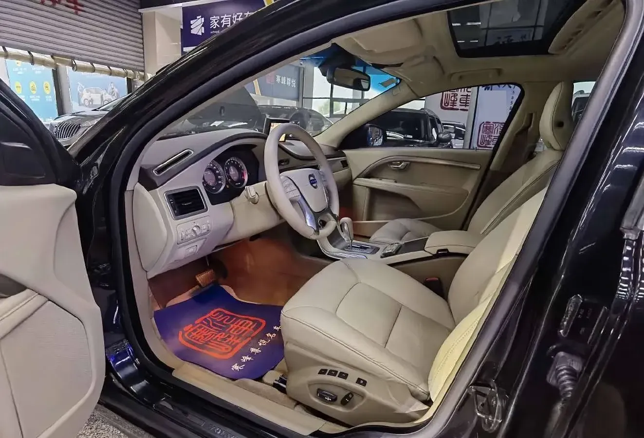 2011 Volvo S80L 2.0T 203HP L4 6DCT,autocango,china used car exporter,china ev exporter,chinese used car exporter,chinese used ev exporter