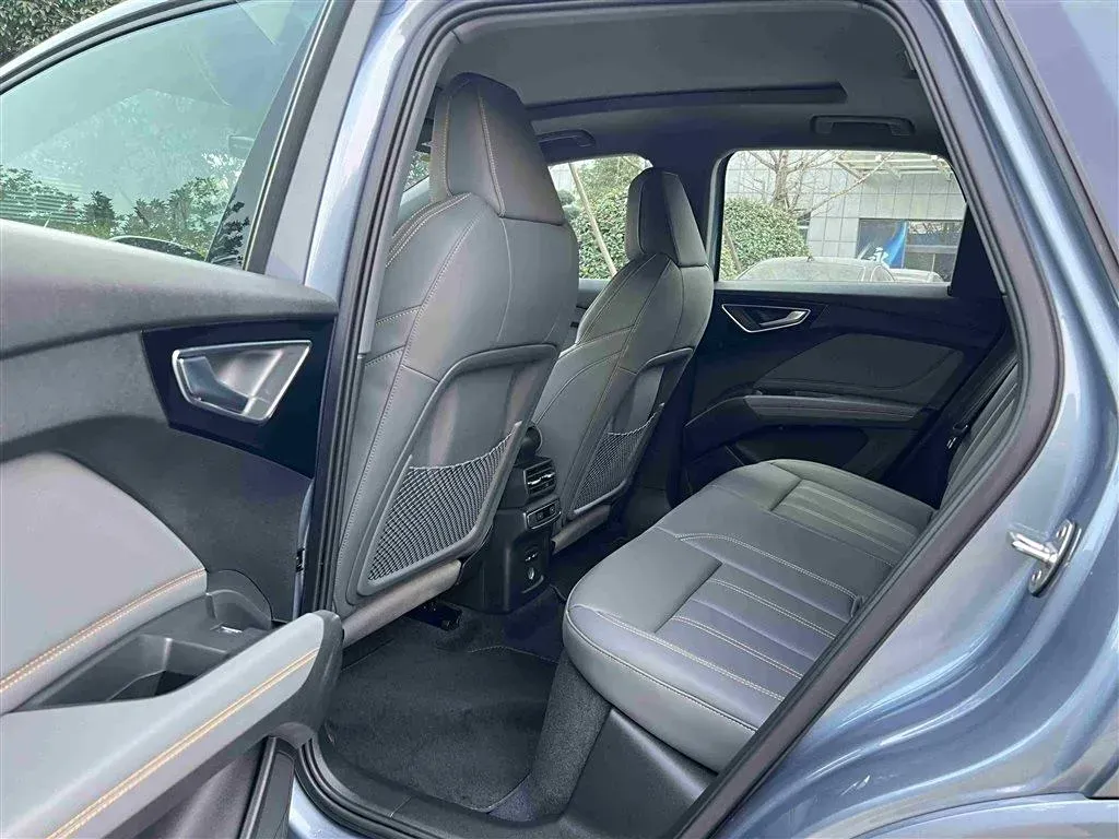 2024 Audi Q4 e-tron BEV 84.8KWH,autocango,china used car exporter,china ev exporter,chinese used car exporter,chinese used ev exporter