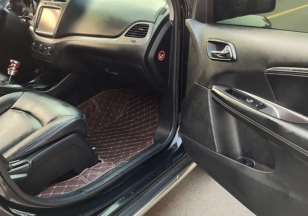 2014 Dodge JCUV 2.4L 170HP L4 6AT,autocango,china used car exporter,china ev exporter,chinese used car exporter,chinese used ev exporter