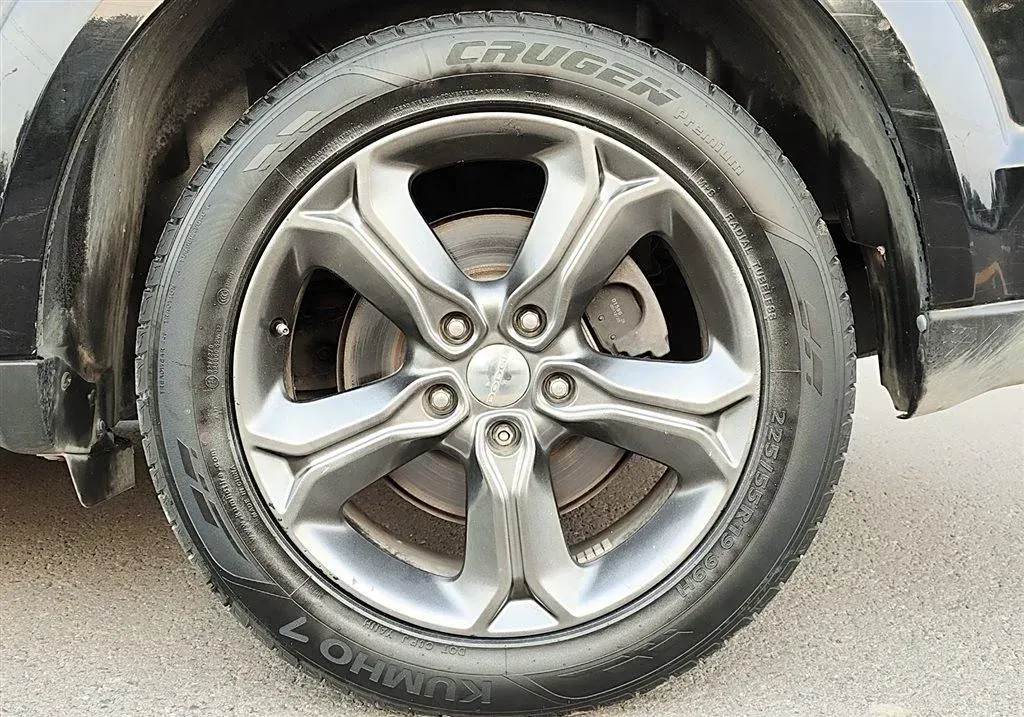 2014 Dodge JCUV 2.4L 170HP L4 6AT,autocango,china used car exporter,china ev exporter,chinese used car exporter,chinese used ev exporter