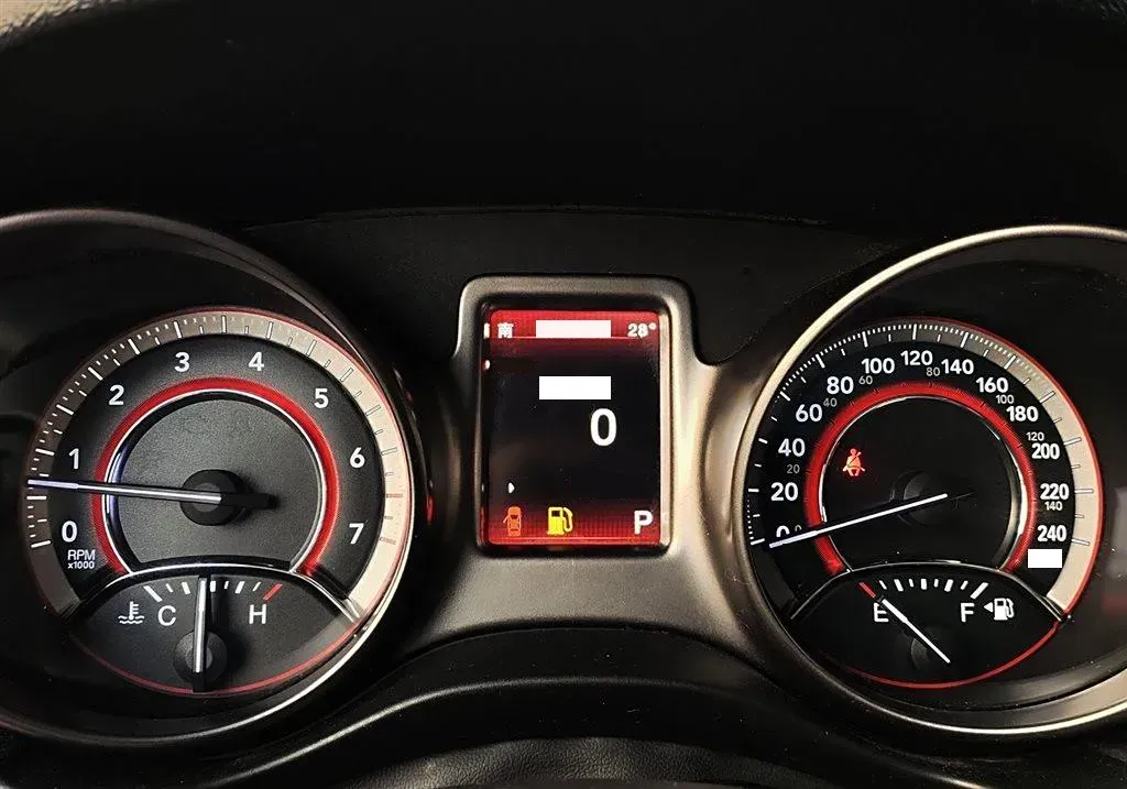 2014 Dodge JCUV 2.4L 170HP L4 6AT,autocango,china used car exporter,china ev exporter,chinese used car exporter,chinese used ev exporter