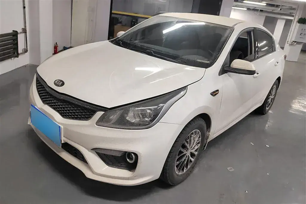 2017 Kia K2 1.4L 100HP L4 6MT