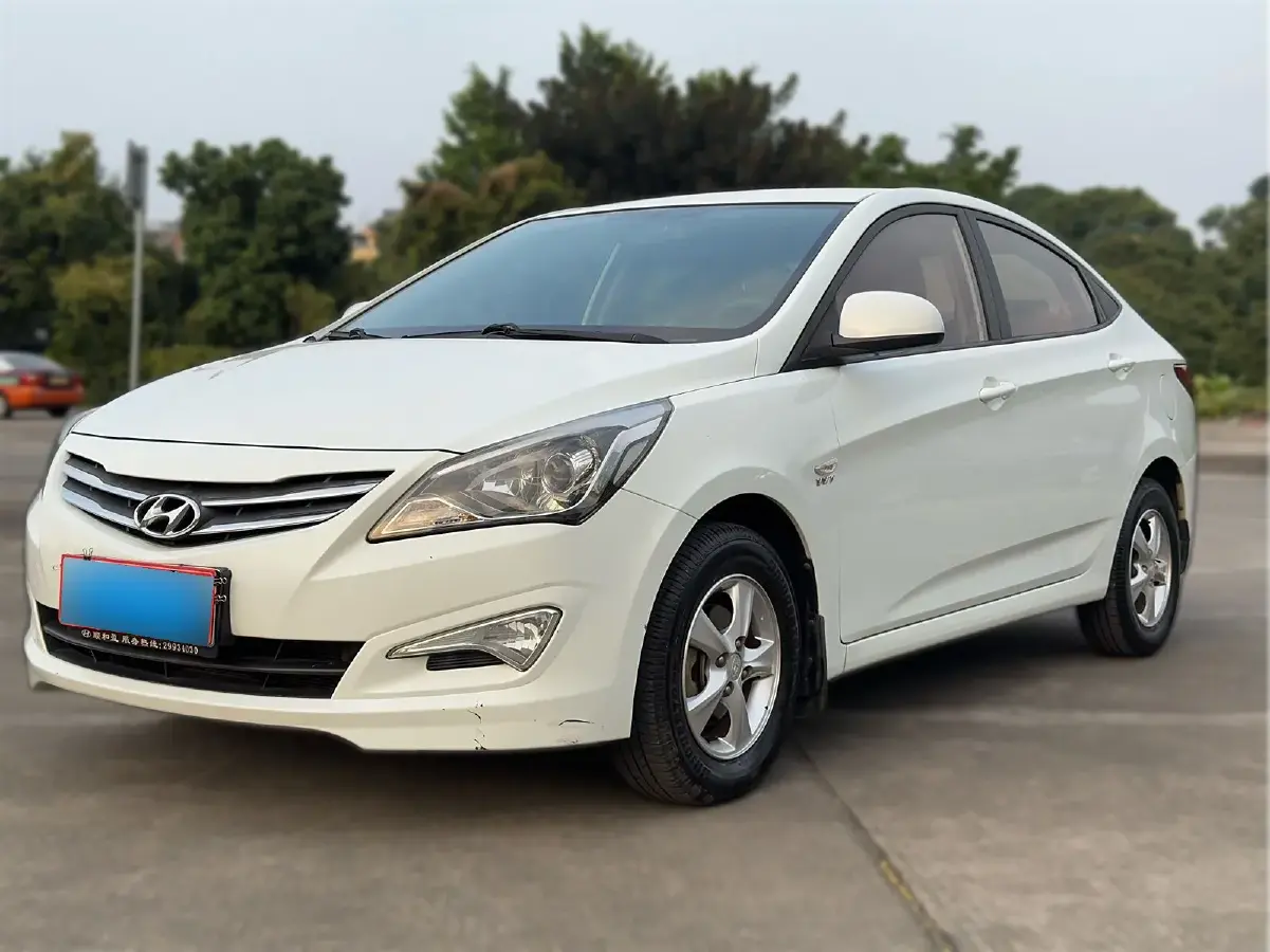 2016 Hyundai Reina 1.4L 107HP L4 4AT