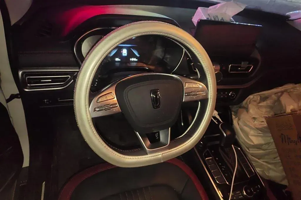 2021 Bestune T33 1.2T 143HP L4 7DCT,autocango,china used car exporter,china ev exporter,chinese used car exporter,chinese used ev exporter