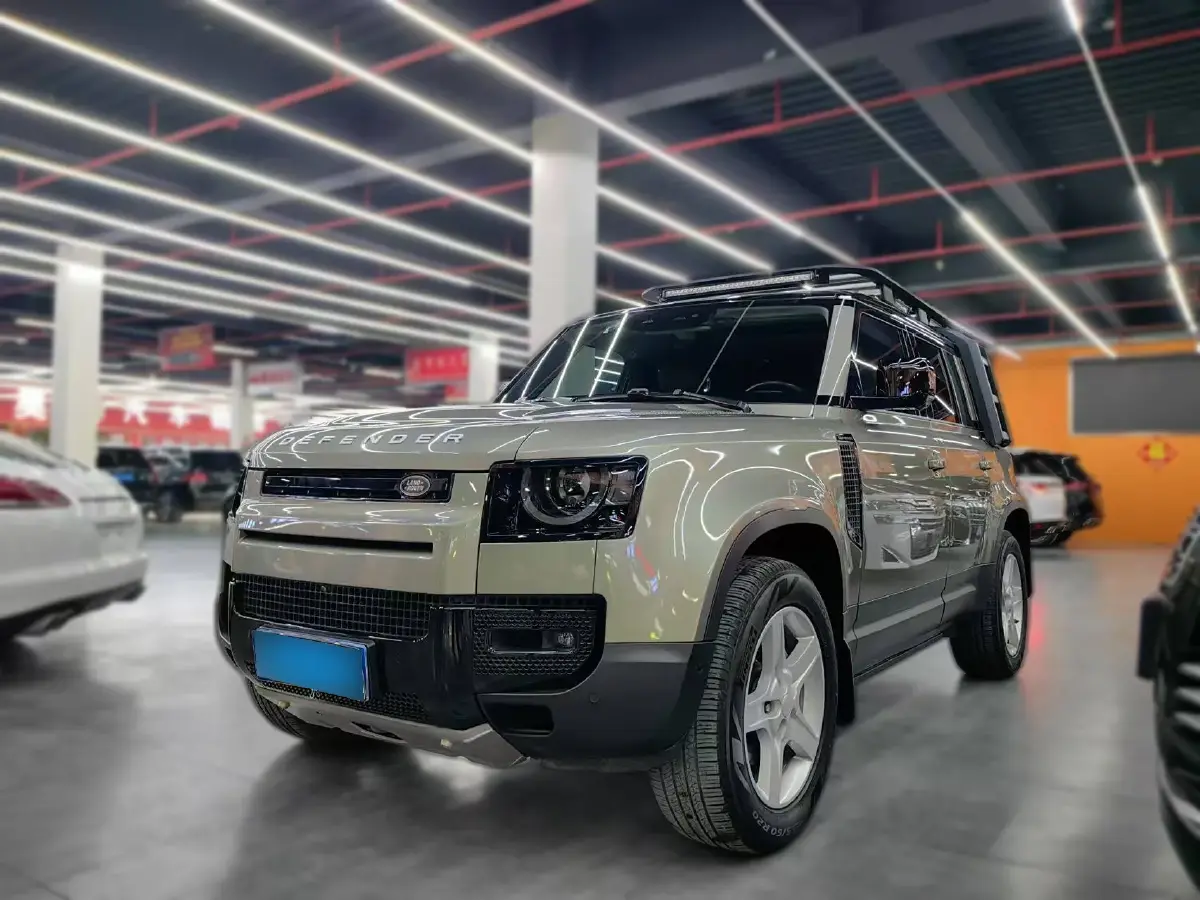 2020 Land Rover Defender 3.0T 400HP L6 8AT