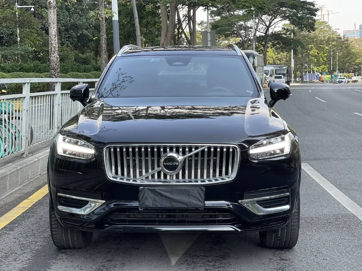 2024 Volvo XC90 2.0T 250HP L4 8AT,autocango,china used car exporter,china ev exporter,chinese used car exporter,chinese used ev exporter