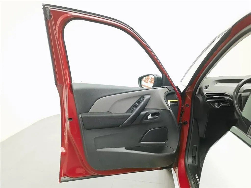 2015 Citroen C4 Picasso 1.6T 165HP L4 6AT,autocango,china used car exporter,china ev exporter,chinese used car exporter,chinese used ev exporter