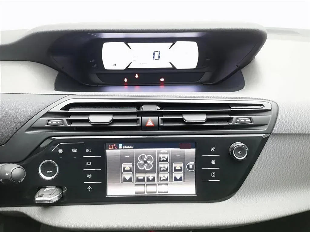 2015 Citroen C4 Picasso 1.6T 165HP L4 6AT,autocango,china used car exporter,china ev exporter,chinese used car exporter,chinese used ev exporter