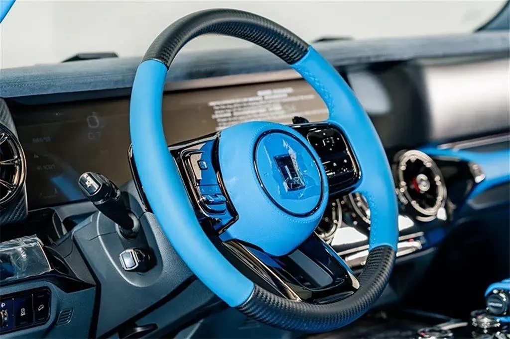 2023 Cyberspace 300 2.0T 227HP L4 8AT,autocango,china used car exporter,china ev exporter,chinese used car exporter,chinese used ev exporter