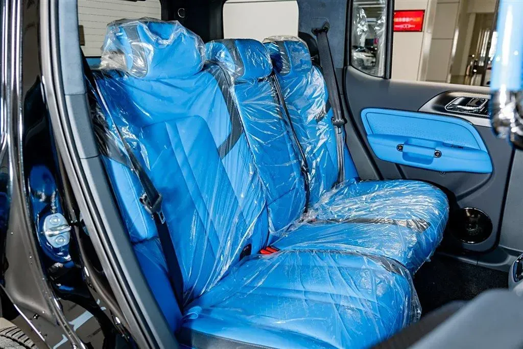 2023 Cyberspace 300 2.0T 227HP L4 8AT,autocango,china used car exporter,china ev exporter,chinese used car exporter,chinese used ev exporter