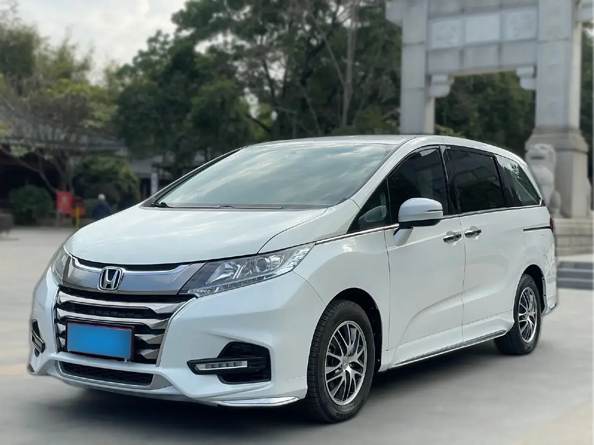 2021 Honda Odyssey 2.0L 146HP L4 E-CVT Hybrid