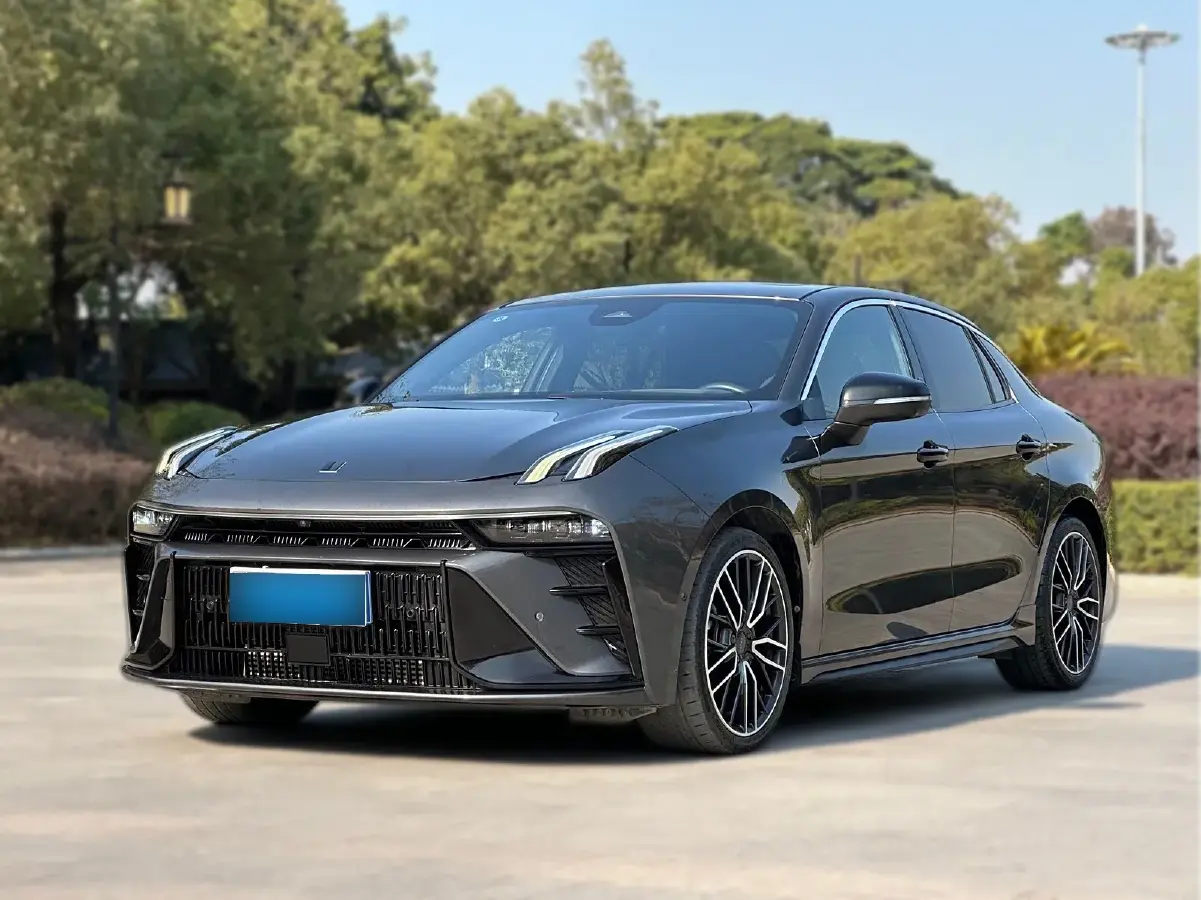 2023 LYNK&CO 03 2.0T 254HP L4 7DCT