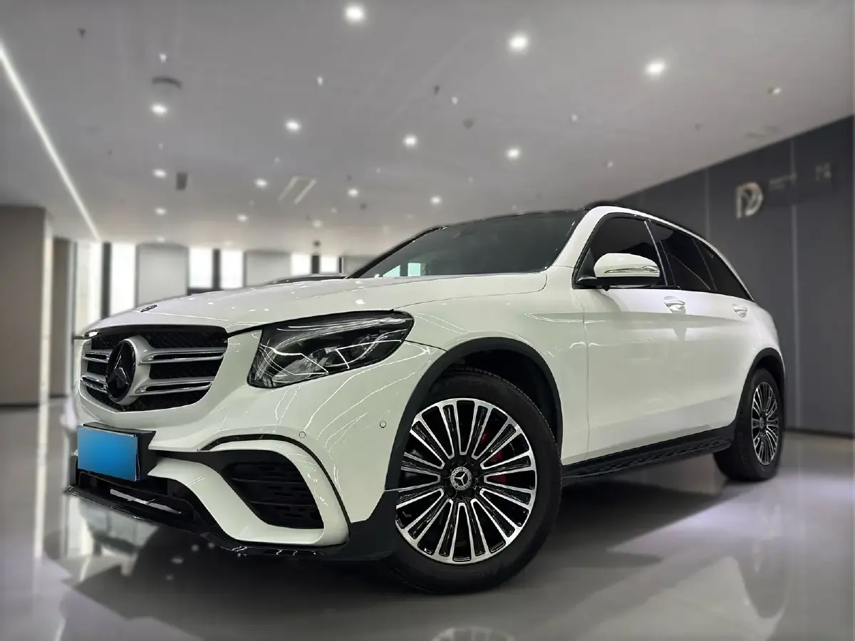 2017 Mercedes-Benz GLC Class 2.0T 184HP L4 9AT