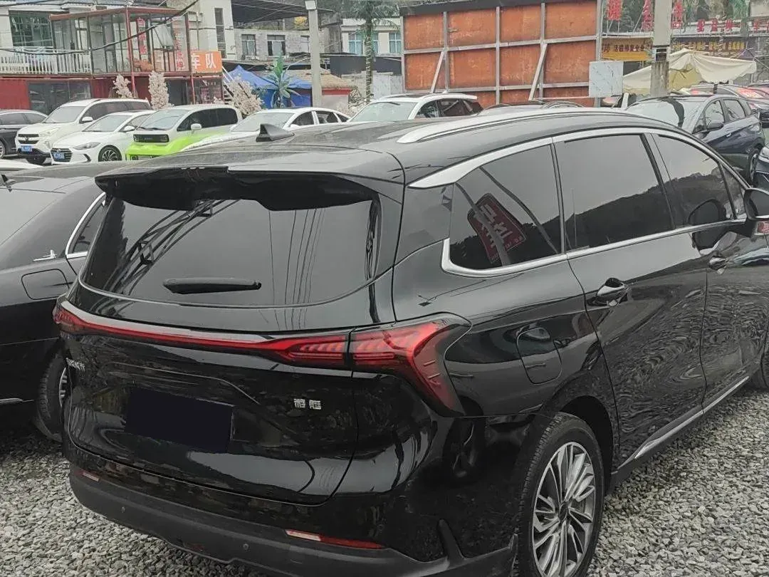 2023 DongFeng Forthing Yacht 1.5T 197HP L4 7DCT,autocango,china used car exporter,china ev exporter,chinese used car exporter,chinese used ev exporter