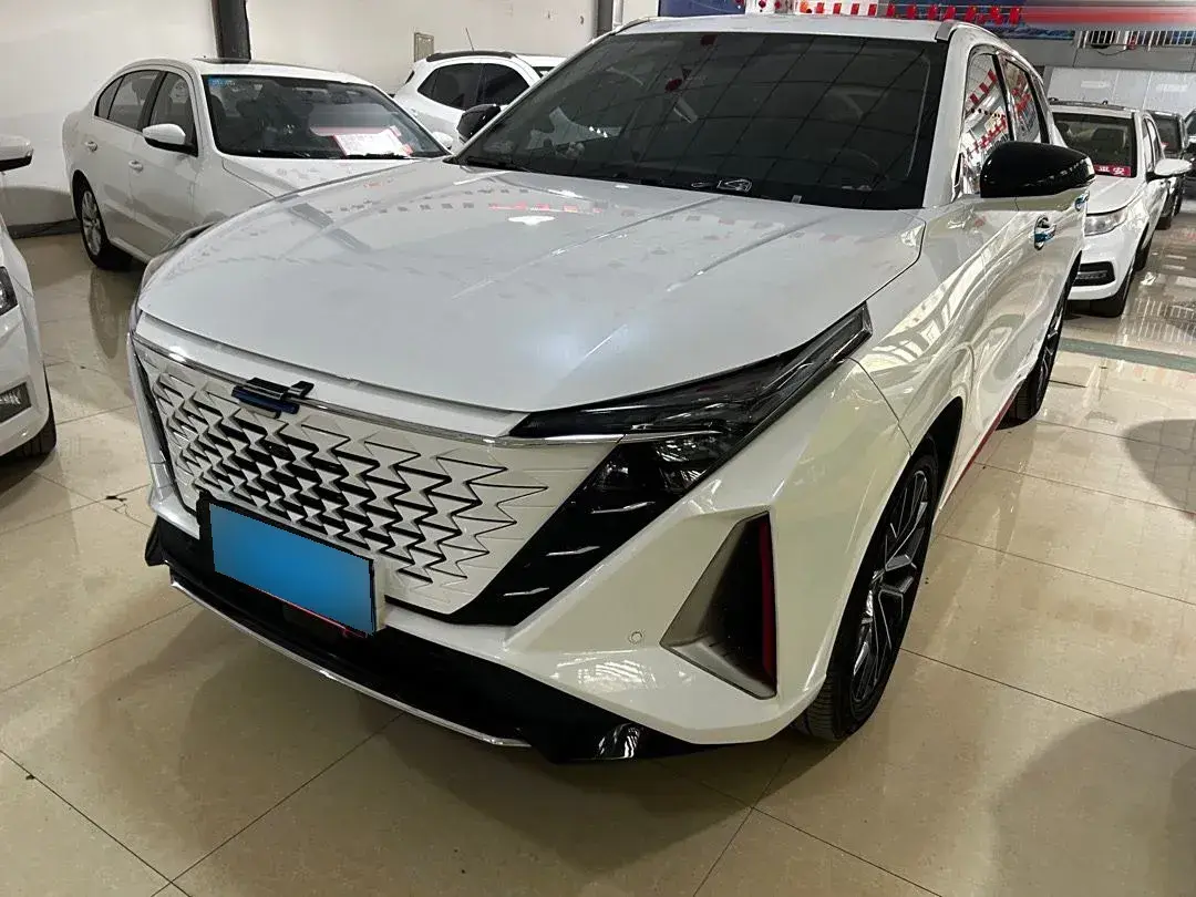 2022 ChangAn Oshan Z6 1.5T 188HP L4 7DCT