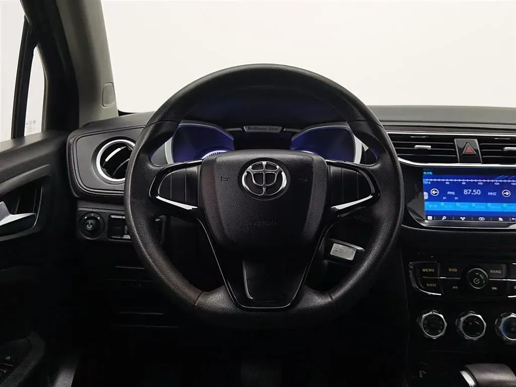 2016 Brilliance Auto V3 1.5L 112HP L4 5AT,autocango,china used car exporter,china ev exporter,chinese used car exporter,chinese used ev exporter