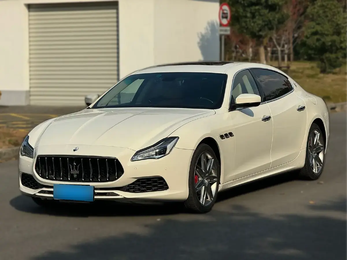 2015 Maserati Quattroporte 3.0T 409HP V6 8AT