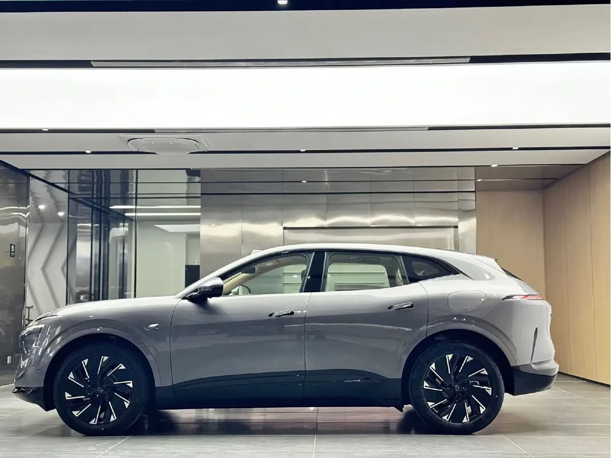 2024 Avatr 07 1.5T 156HP L4 REEV 39.05KWH,autocango,china used car exporter,china ev exporter,chinese used car exporter,chinese used ev exporter