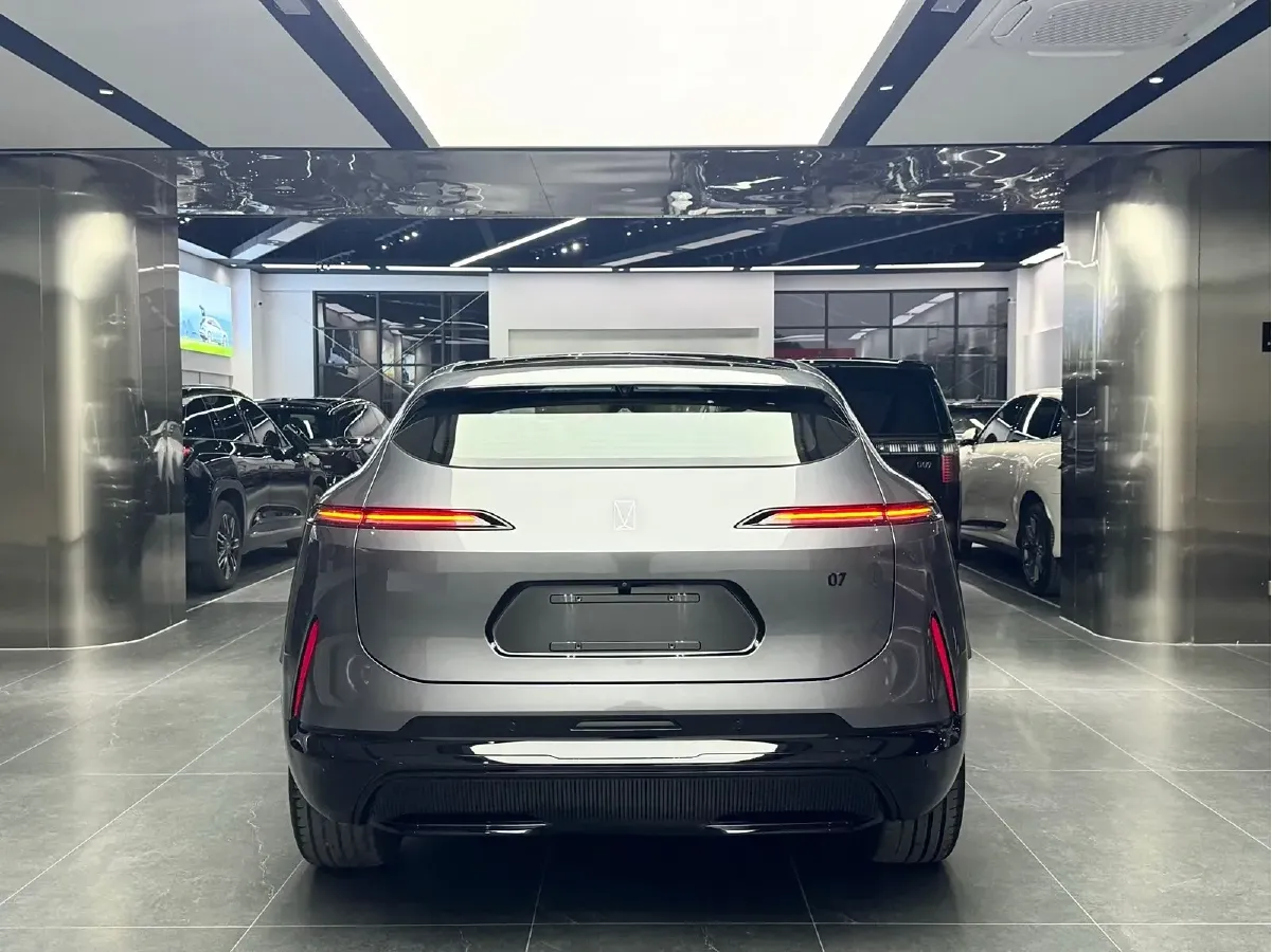 2024 Avatr 07 1.5T 156HP L4 REEV 39.05KWH,autocango,china used car exporter,china ev exporter,chinese used car exporter,chinese used ev exporter