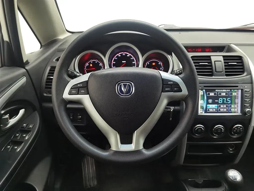 2014 ChangAn CX20 1.4L 101HP L4 5MT,autocango,china used car exporter,china ev exporter,chinese used car exporter,chinese used ev exporter