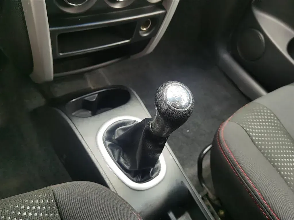 2014 ChangAn CX20 1.4L 101HP L4 5MT,autocango,china used car exporter,china ev exporter,chinese used car exporter,chinese used ev exporter