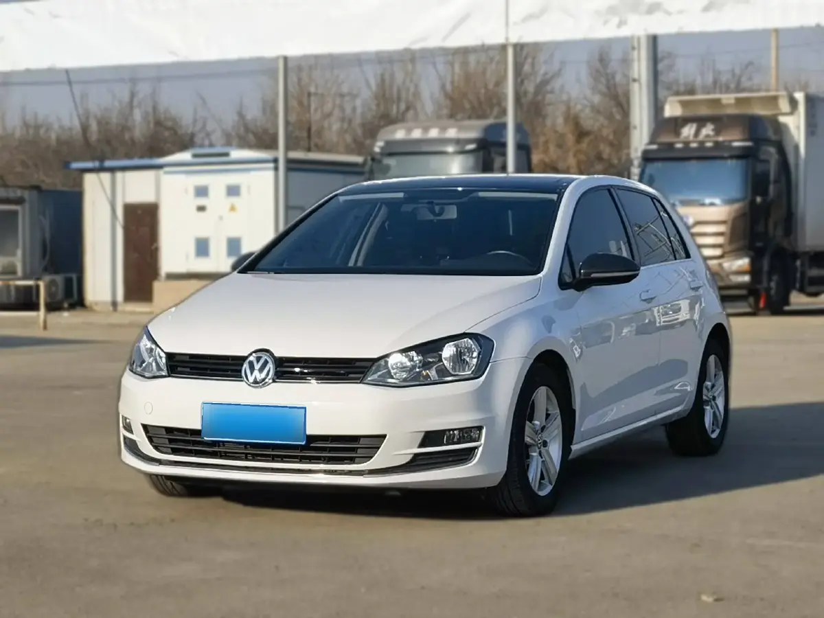 2015 Volkswagen Golf 1.4T 131HP L4 7DCT