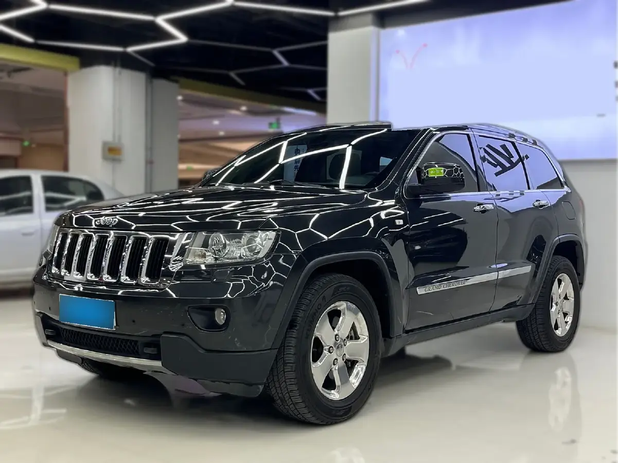 2011 Jeep Grand Cherokee 3.6L 286HP V6 5AT