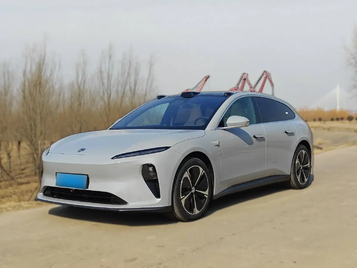 2024 NIO ET5T BEV 75KWH