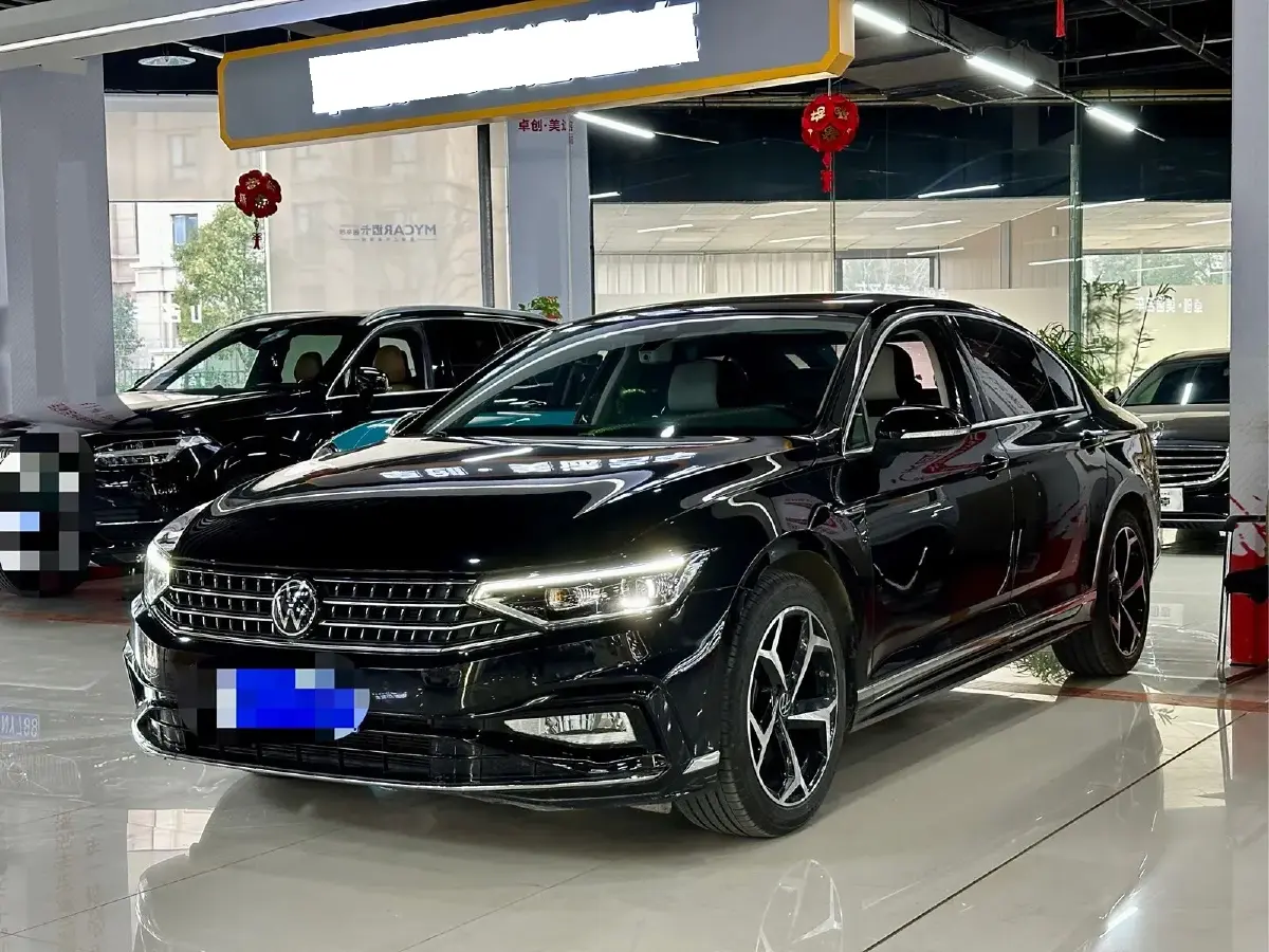 2023 Volkswagen Magotan 2.0T 186HP L4 7DCT