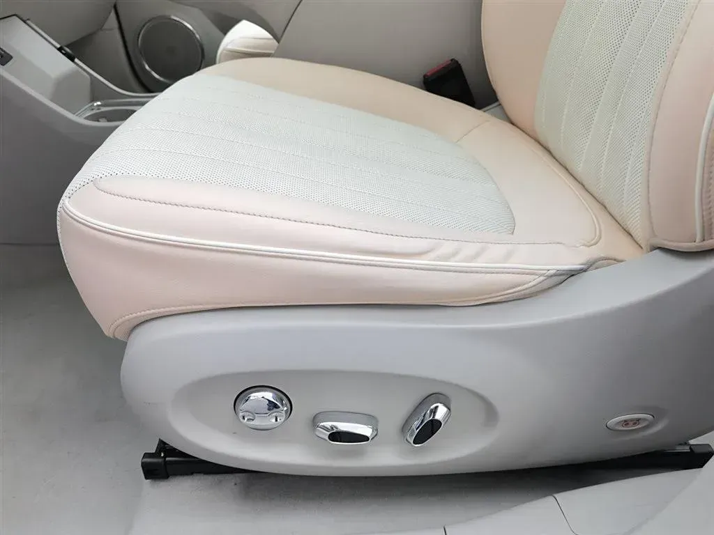 2022 Ora BalletCat BEV 49.92KWH,autocango,china used car exporter,china ev exporter,chinese used car exporter,chinese used ev exporter