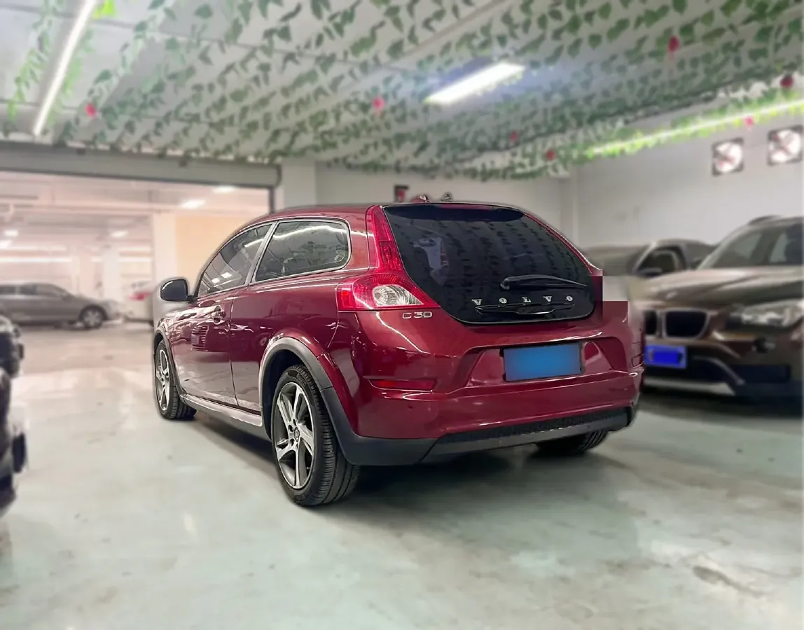 2013 Volvo C30 2.0L 145HP L4 6DCT,autocango,china used car exporter,china ev exporter,chinese used car exporter,chinese used ev exporter