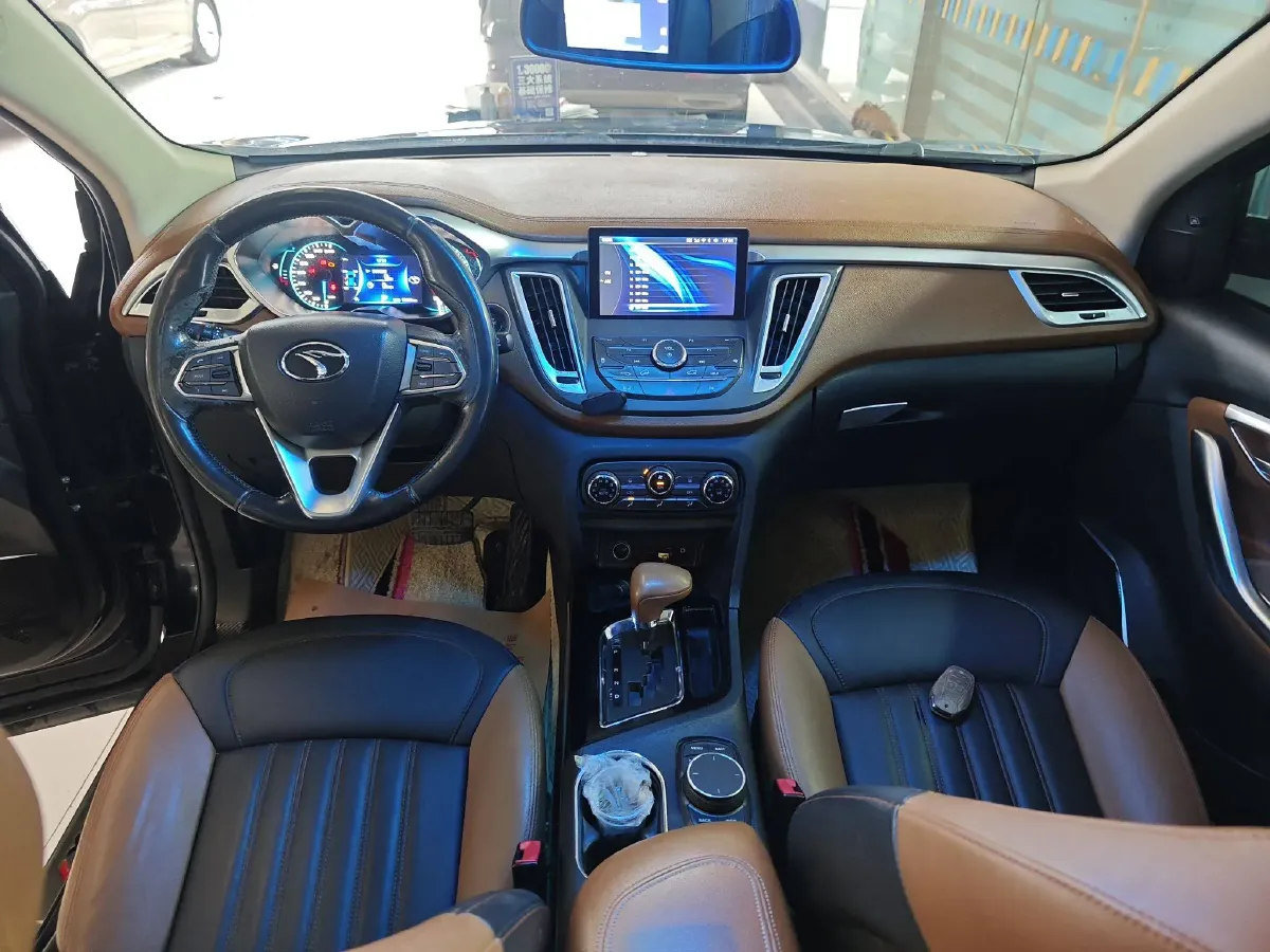 2015 Soueast DX7 1.5T 156HP L4 5AT,autocango,china used car exporter,china ev exporter,chinese used car exporter,chinese used ev exporter