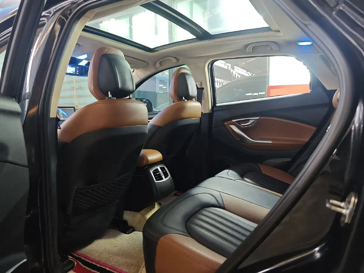 2015 Soueast DX7 1.5T 156HP L4 5AT,autocango,china used car exporter,china ev exporter,chinese used car exporter,chinese used ev exporter