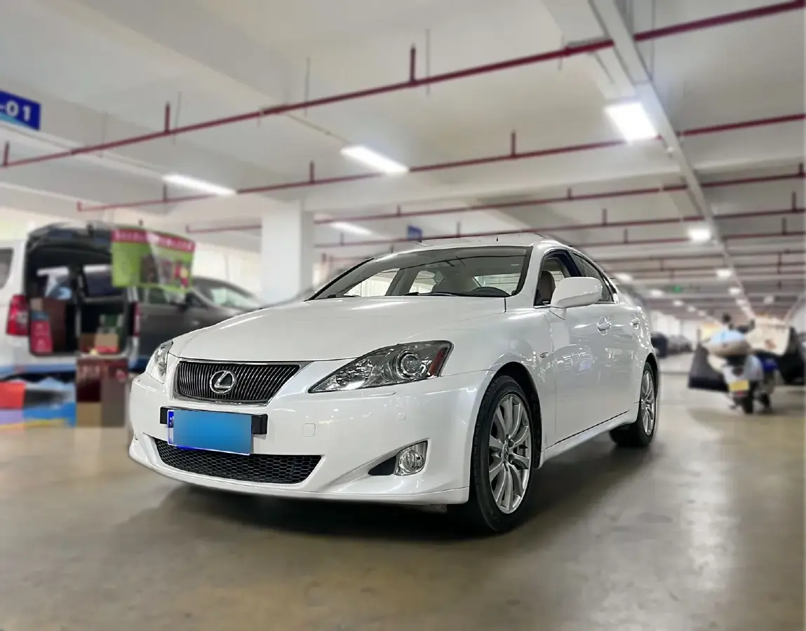 2009 Lexus IS 3.0L 231HP V6 6AT