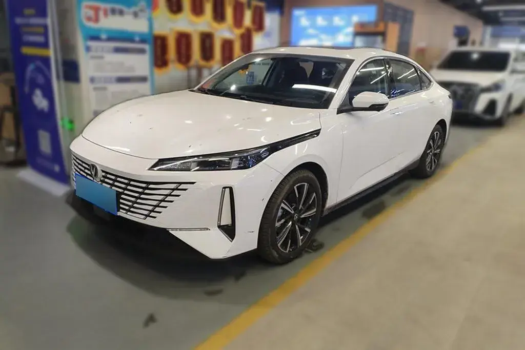 2024 ChangAn Eado 1.5T 170HP L4 7DCT