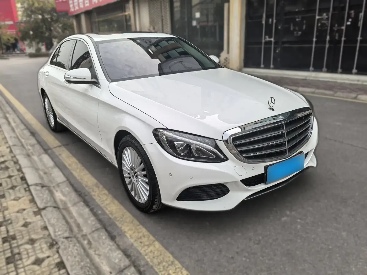 2017 Mercedes-Benz C Class 1.6T 156HP L4 9AT