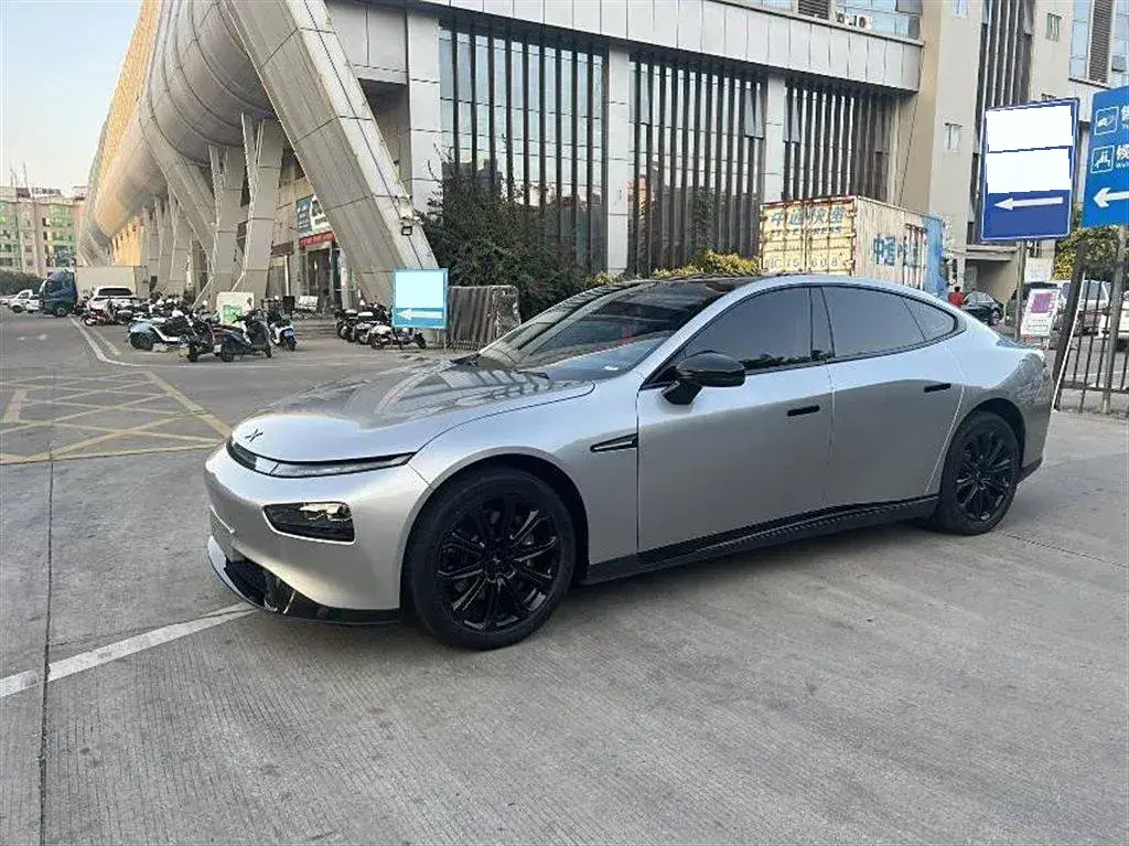 2022 Xpeng P7 BEV 77.9KWH