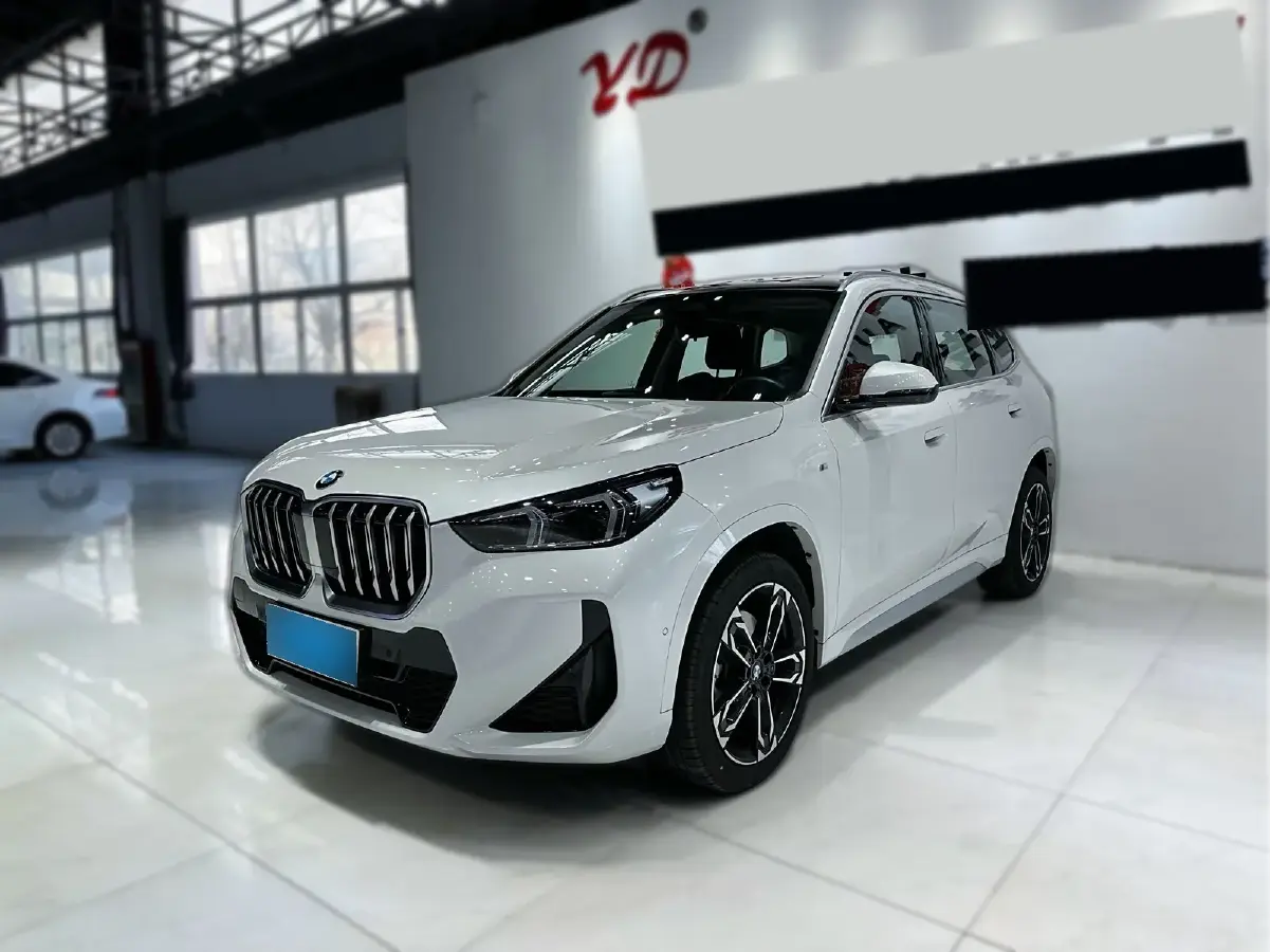 2023 BMW X1 2.0T 204HP L4 7DCT